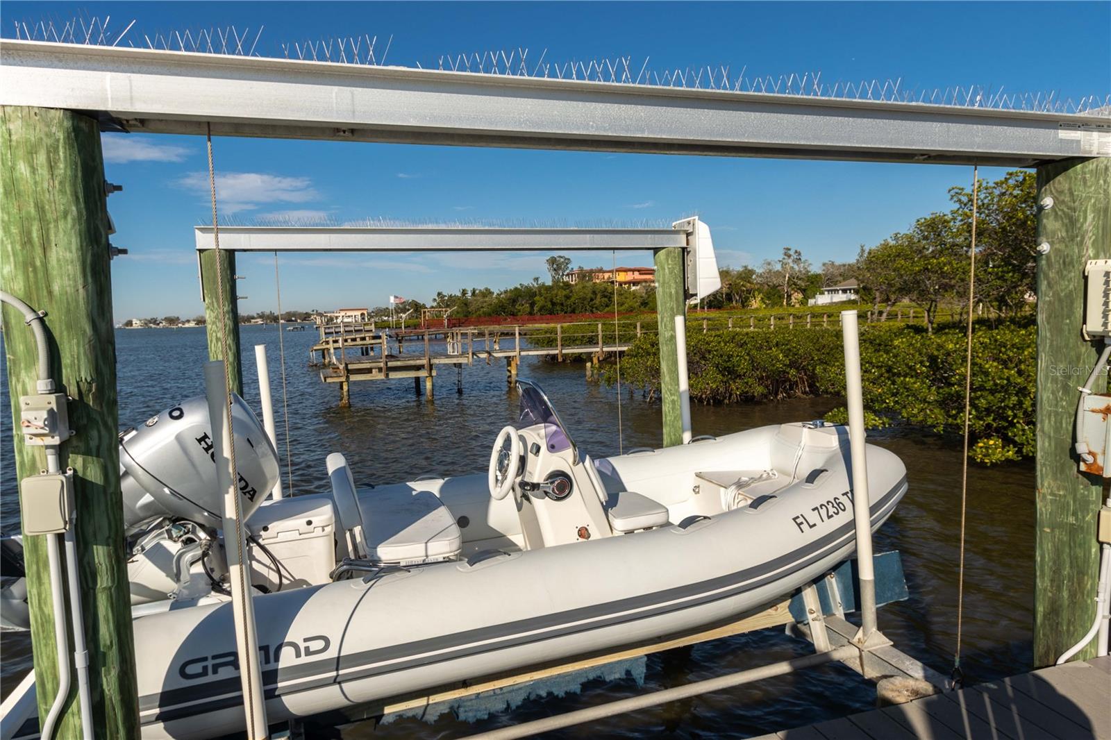 KENSINGTON OAKS - Residential