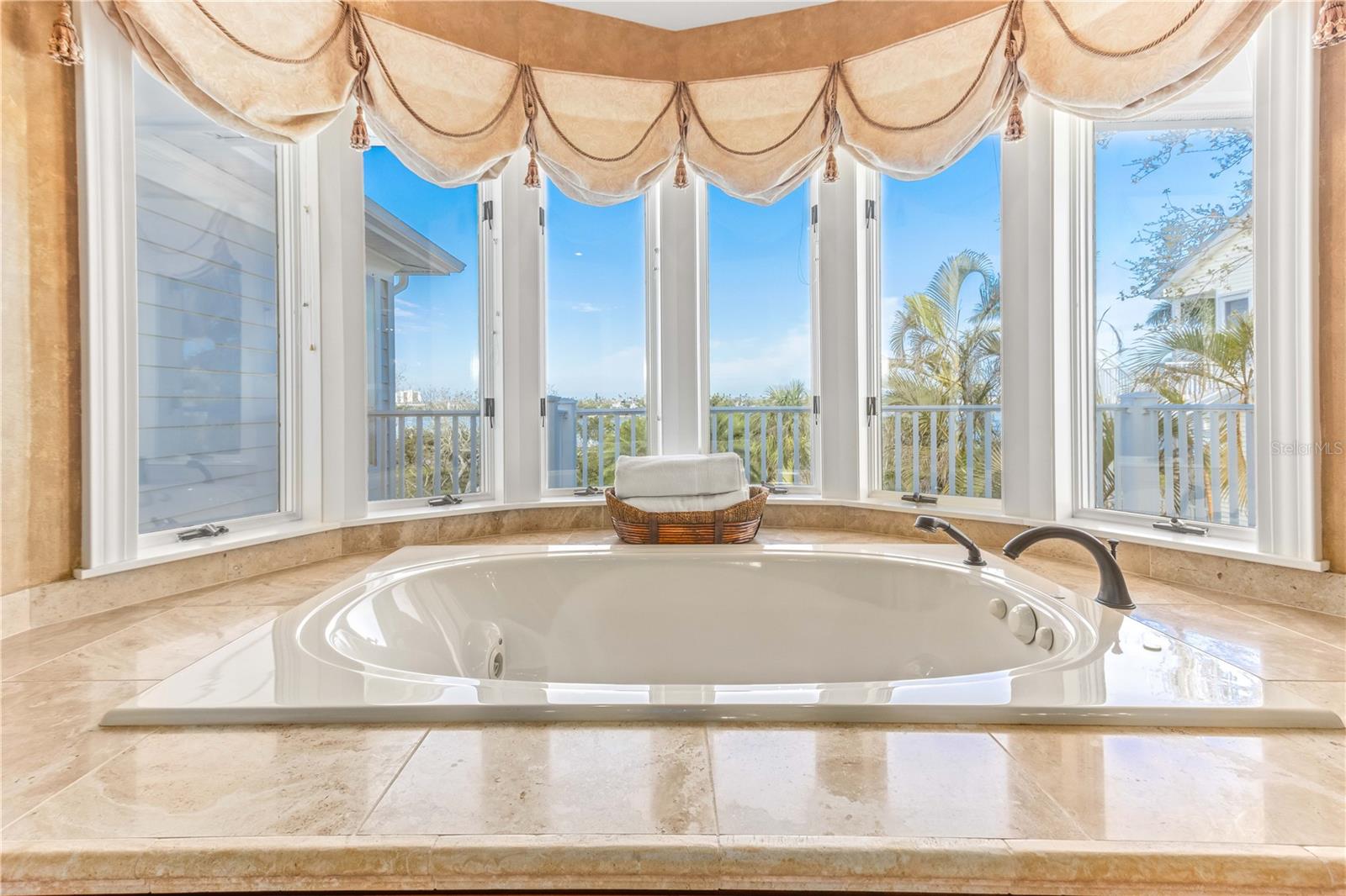 KENSINGTON OAKS - Residential