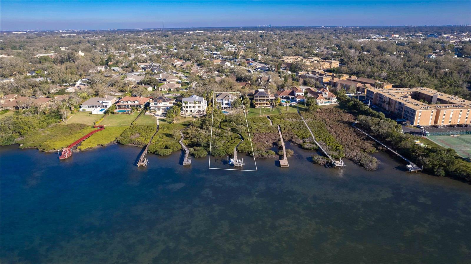 KENSINGTON OAKS - Residential