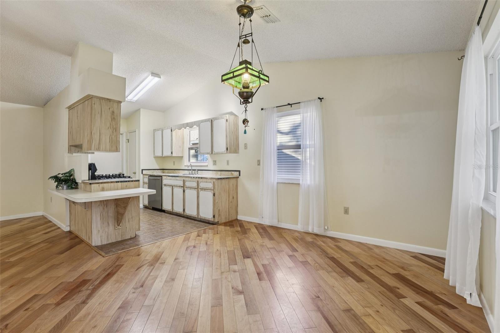 SCOTTISH HIGHLANDS CONDO - Residential