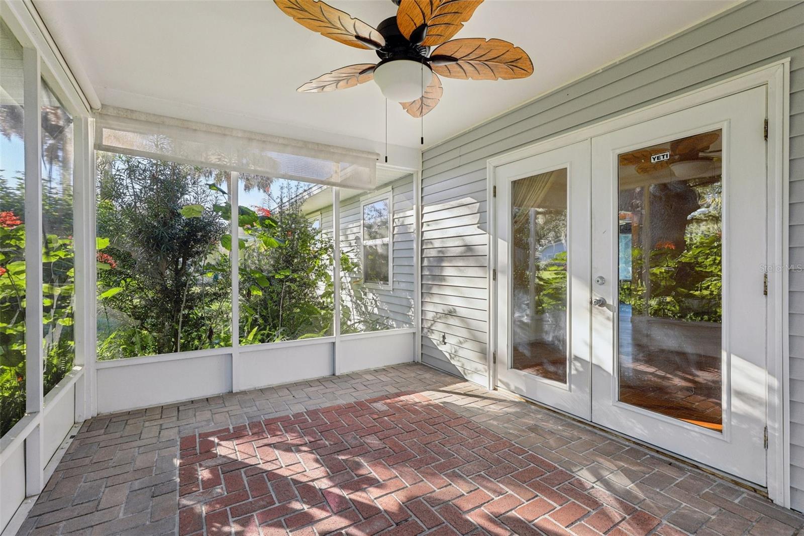 SCOTTISH HIGHLANDS CONDO - Residential