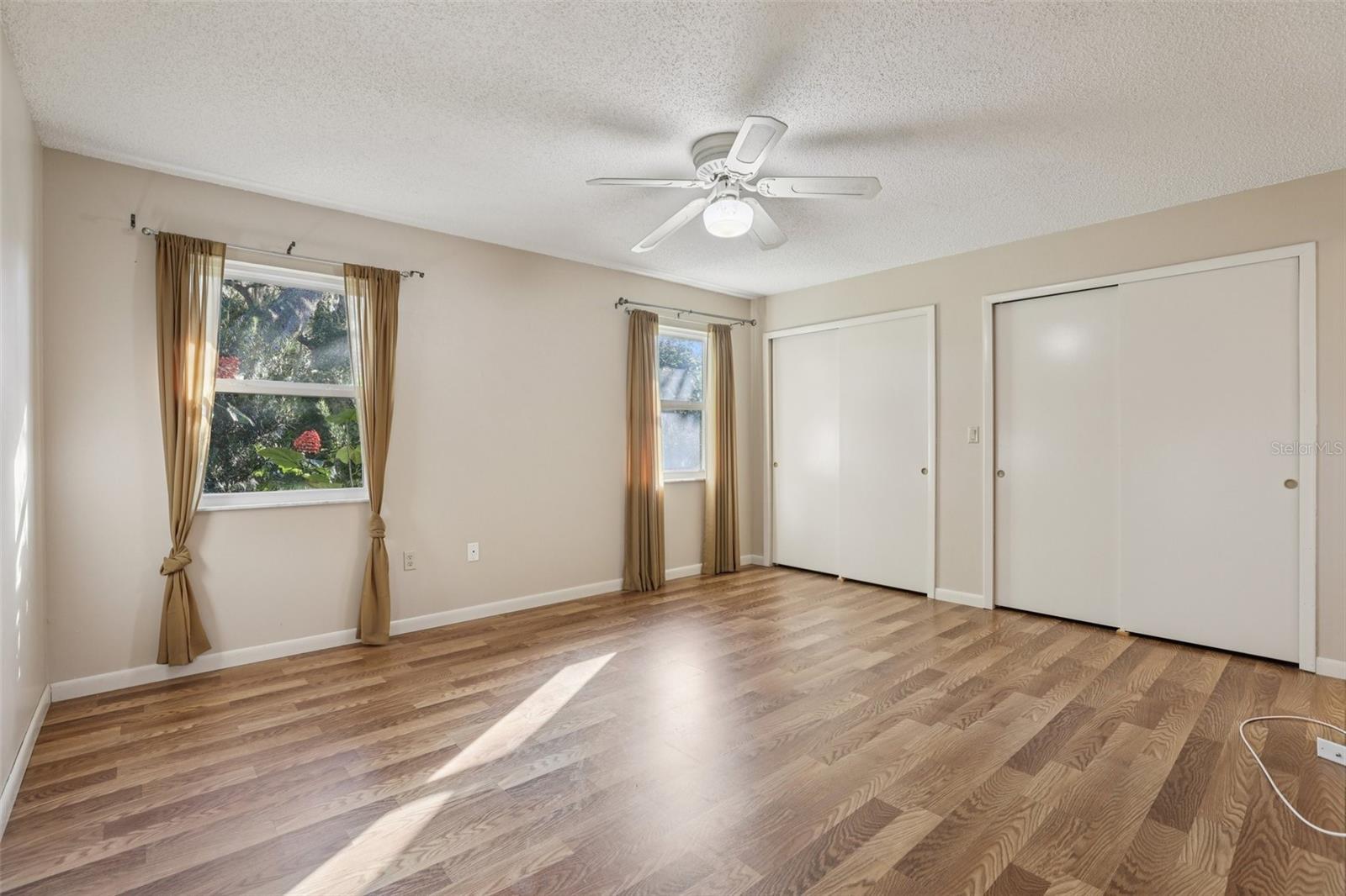 SCOTTISH HIGHLANDS CONDO - Residential