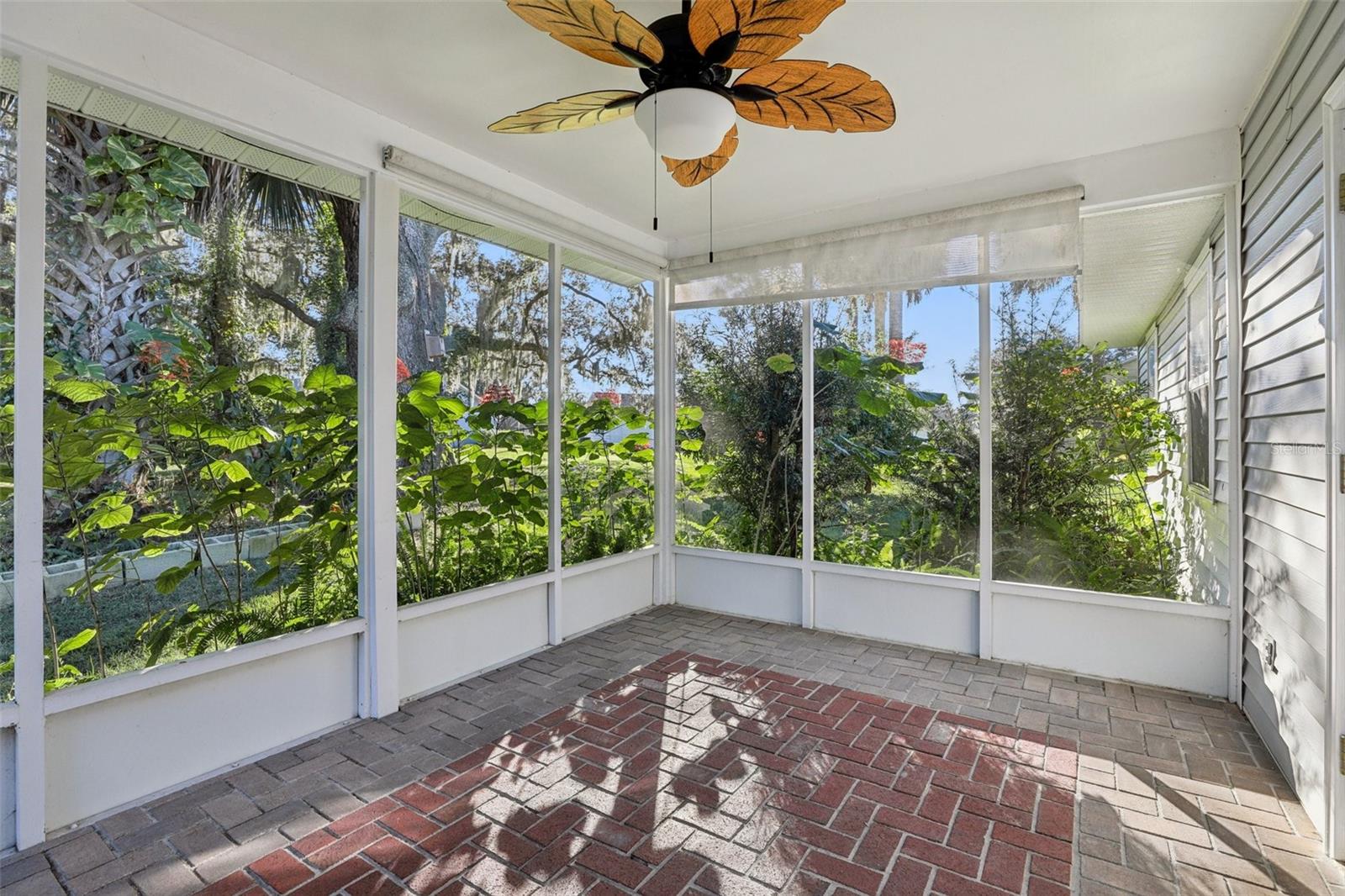 SCOTTISH HIGHLANDS CONDO - Residential