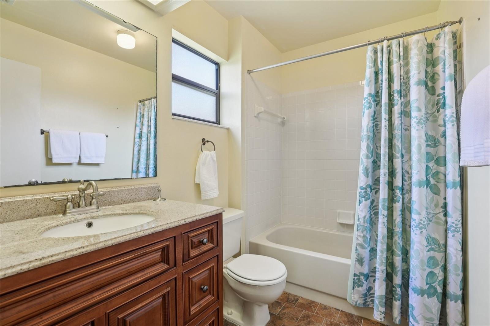 SCOTTISH HIGHLANDS CONDO - Residential