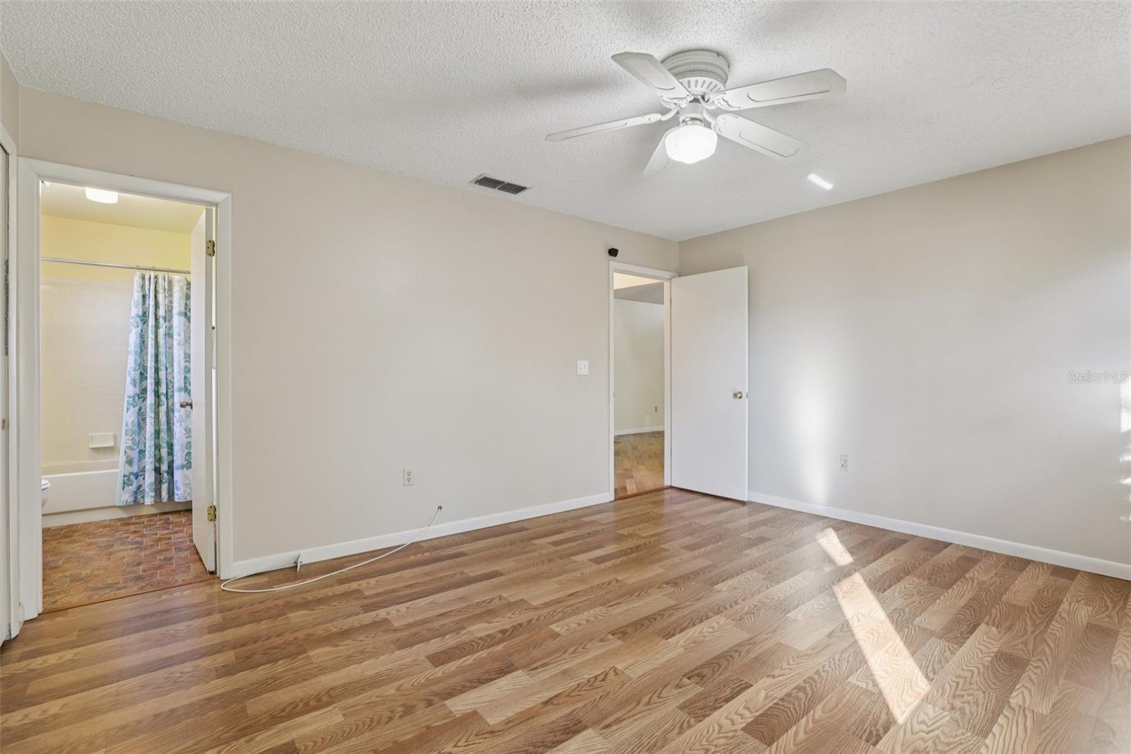 SCOTTISH HIGHLANDS CONDO - Residential