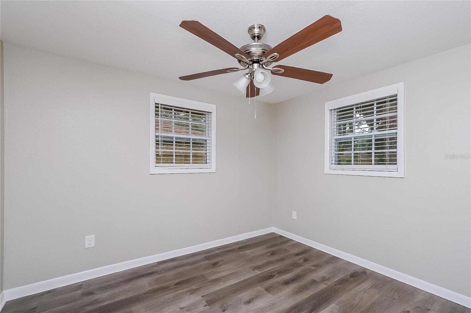 GULF COAST ESTATES - Residential Lease