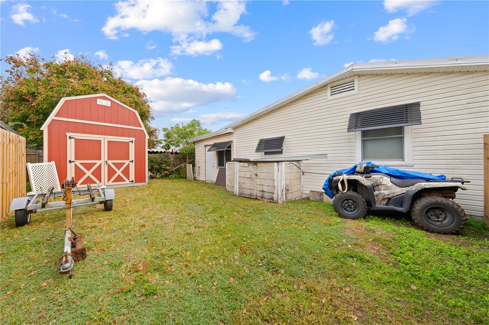 PINE GROVE PARK - Residential