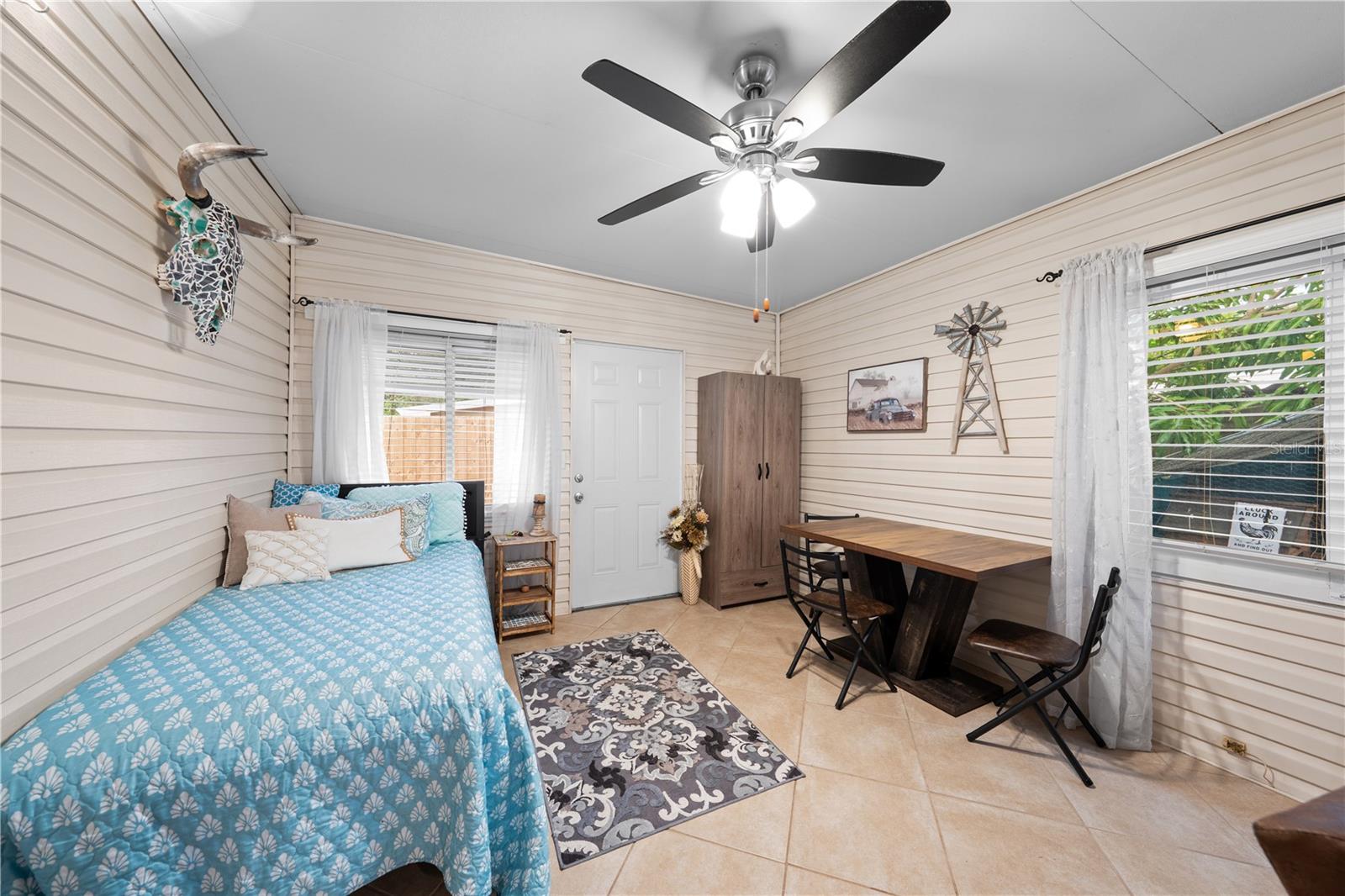 PINE GROVE PARK - Residential