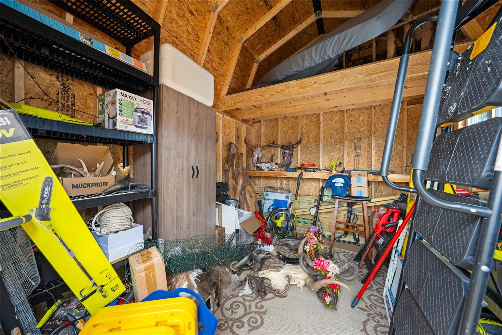 PINE GROVE PARK - Residential