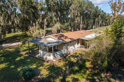 A home in PLANT CITY