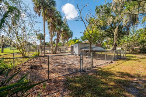 A home in PLANT CITY