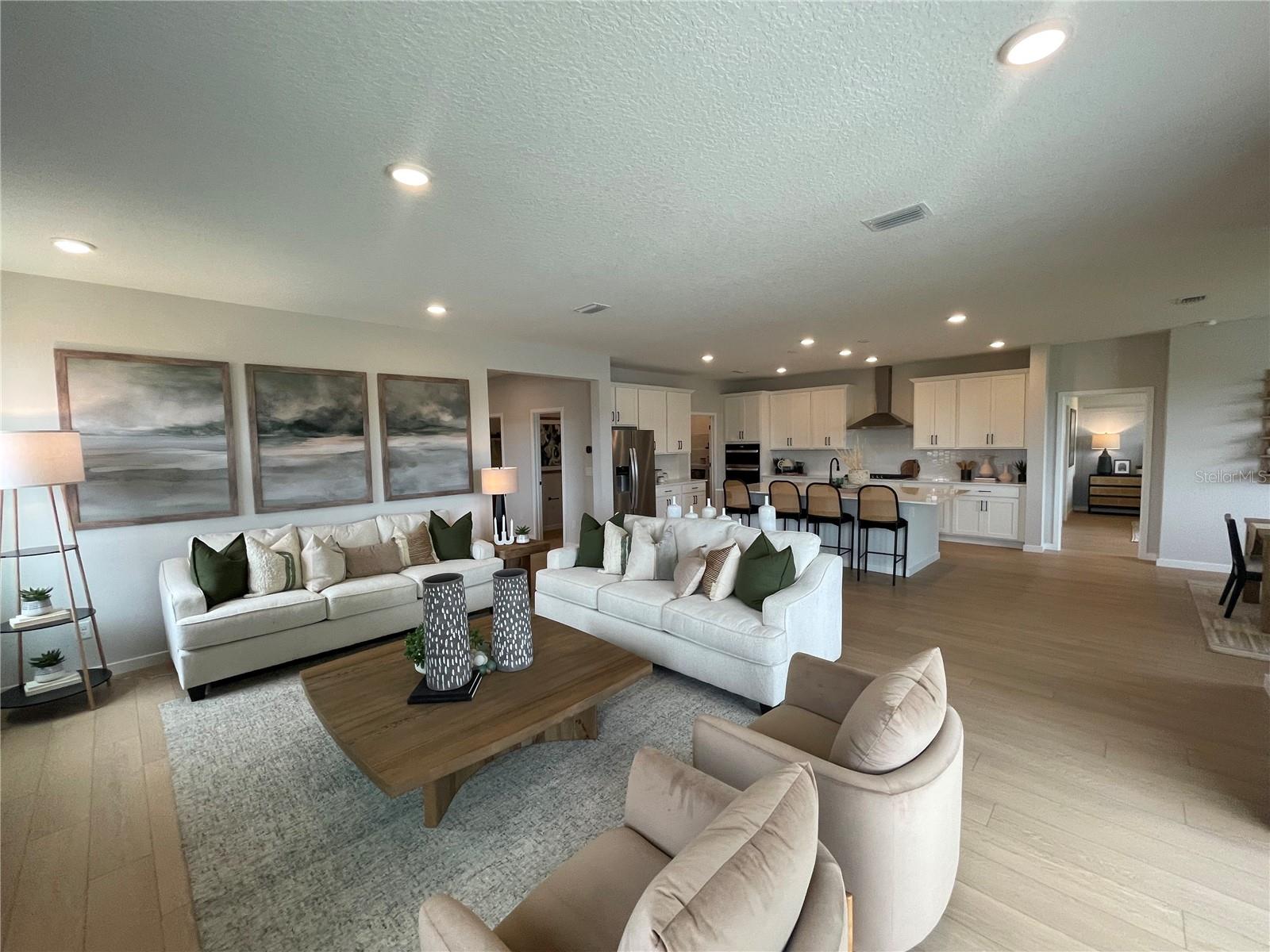 RESERVE EAST - Residential