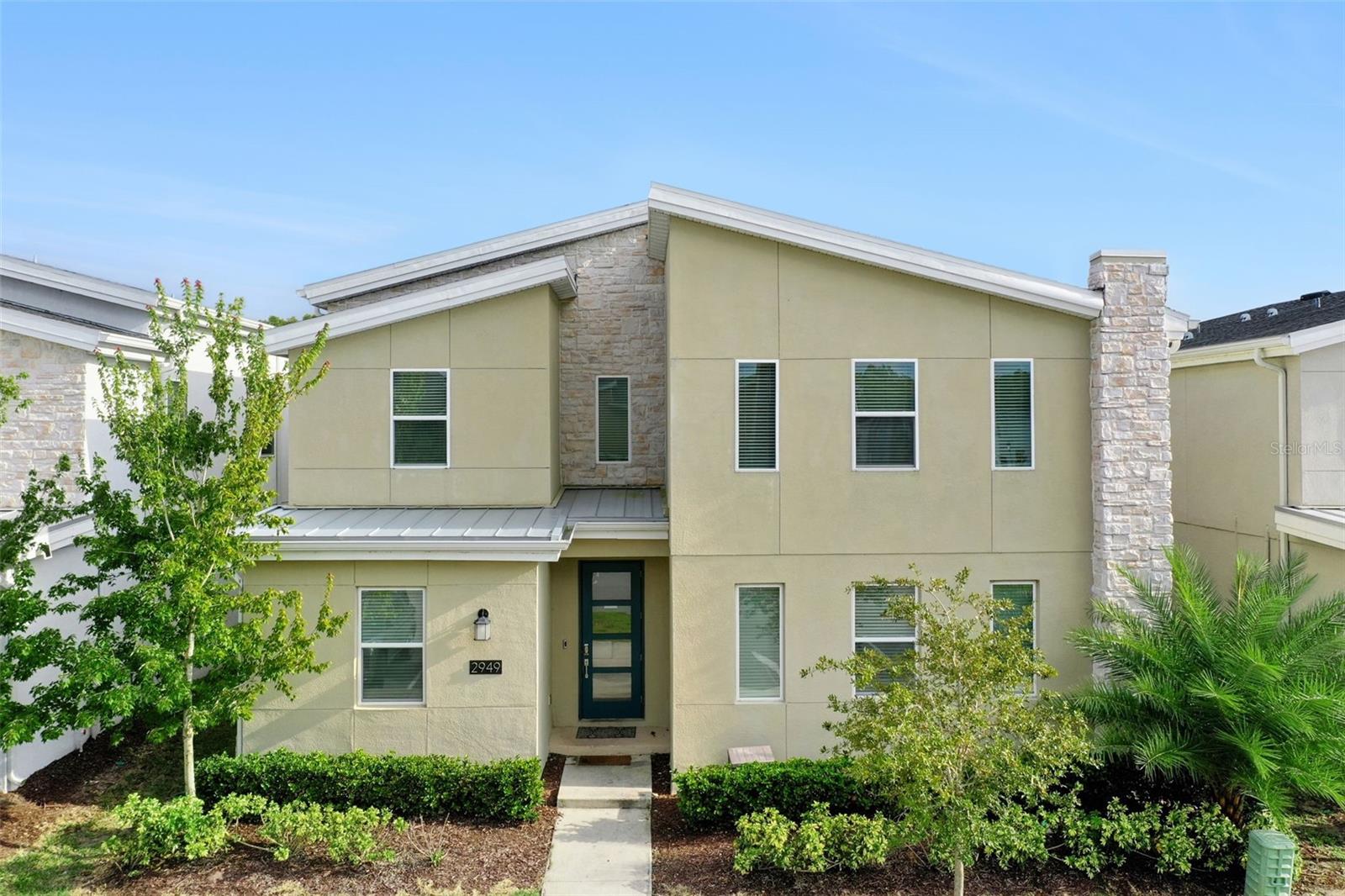 COVE AT STOREY LAKE 4 - Residential