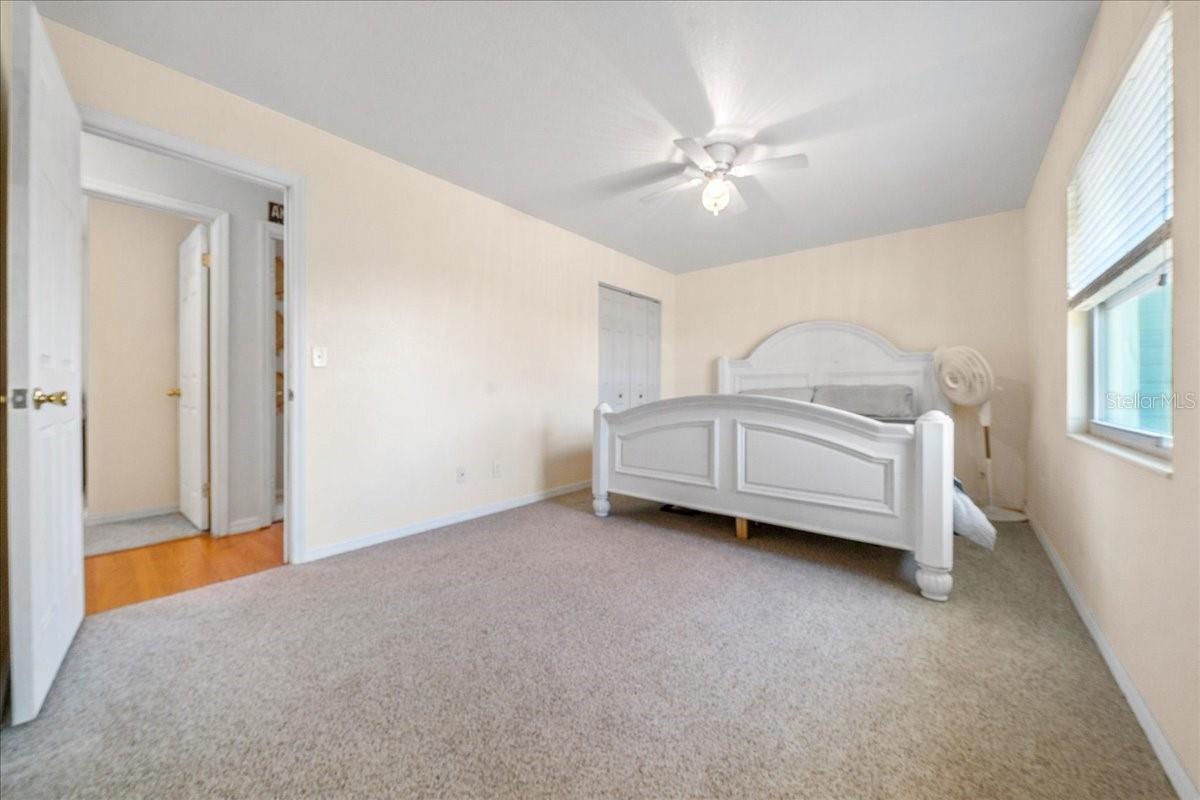 STONE HILL - Residential