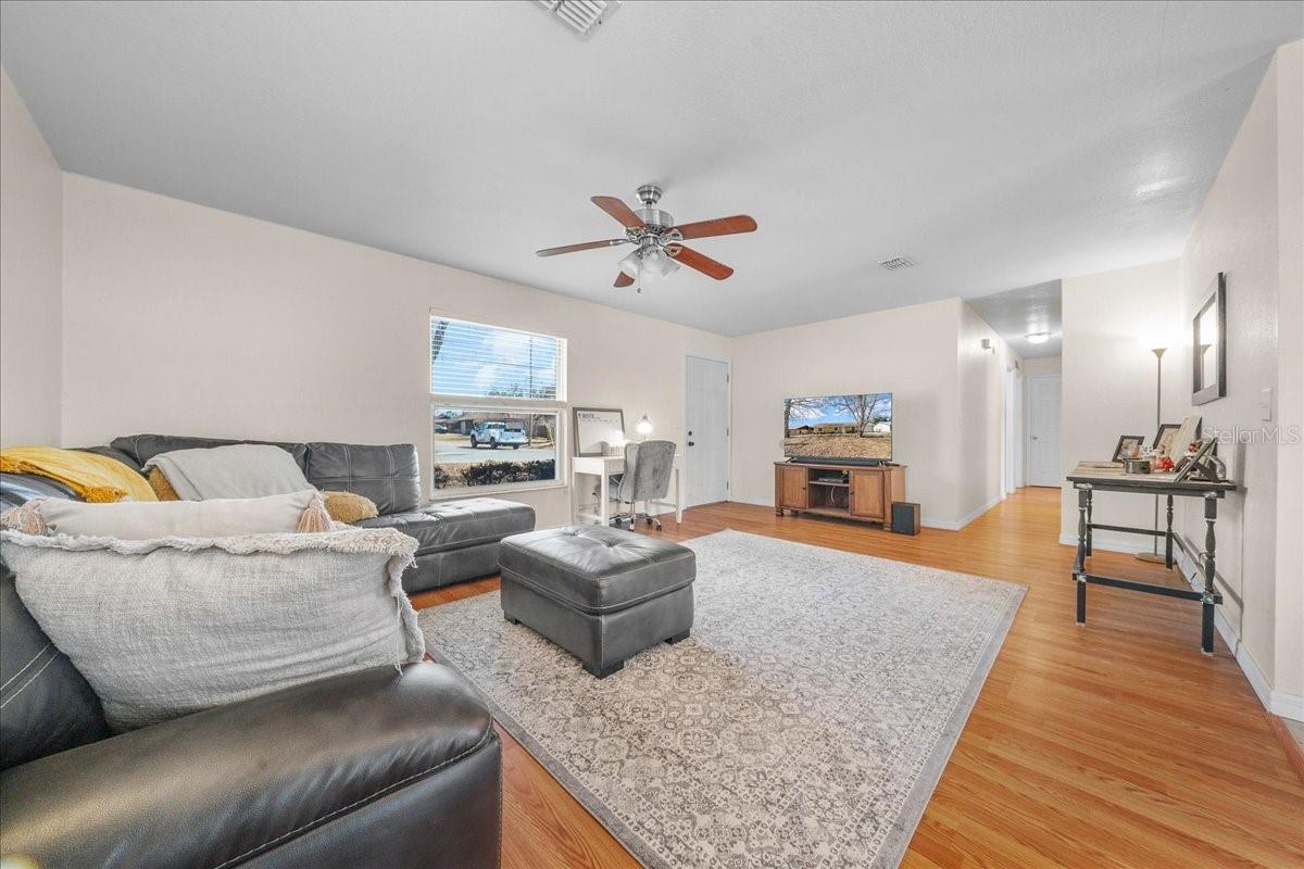 3620 NE 29TH TERRACE