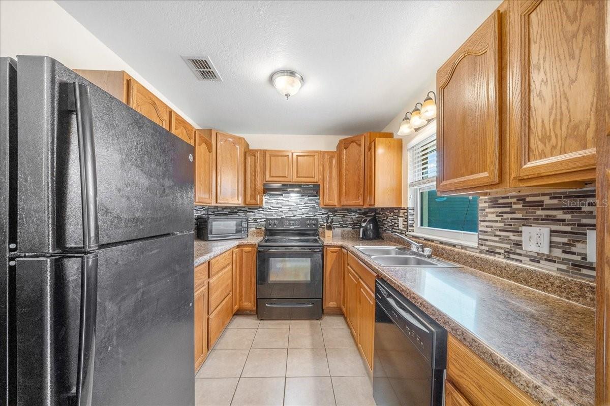 STONE HILL - Residential