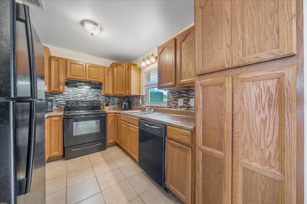 STONE HILL - Residential