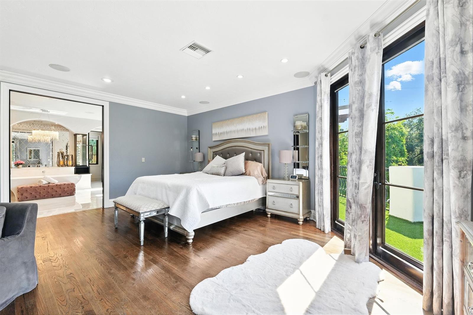 BEACH PARK - Residential