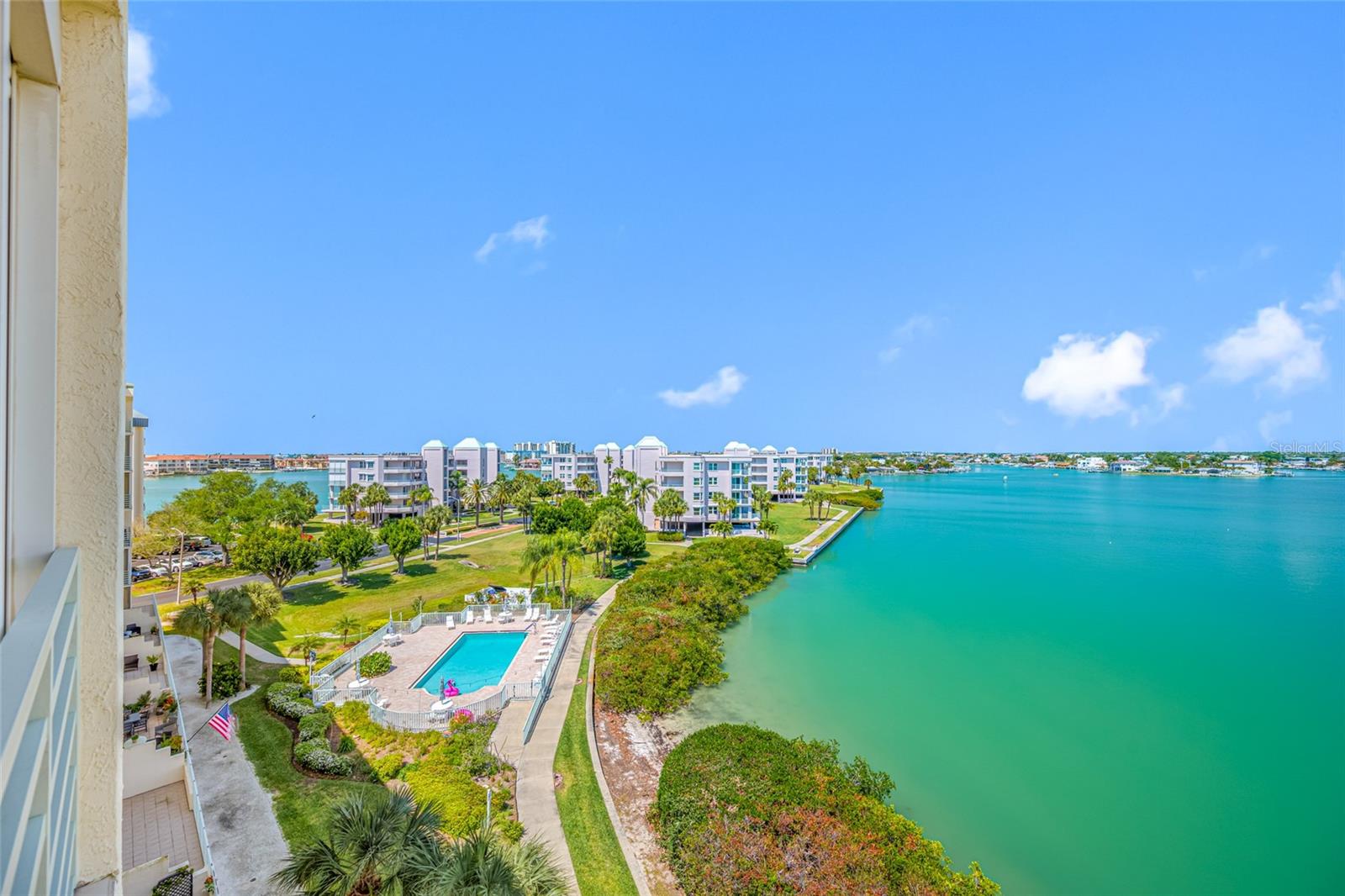 HARBOURSIDE CONDO - Residential