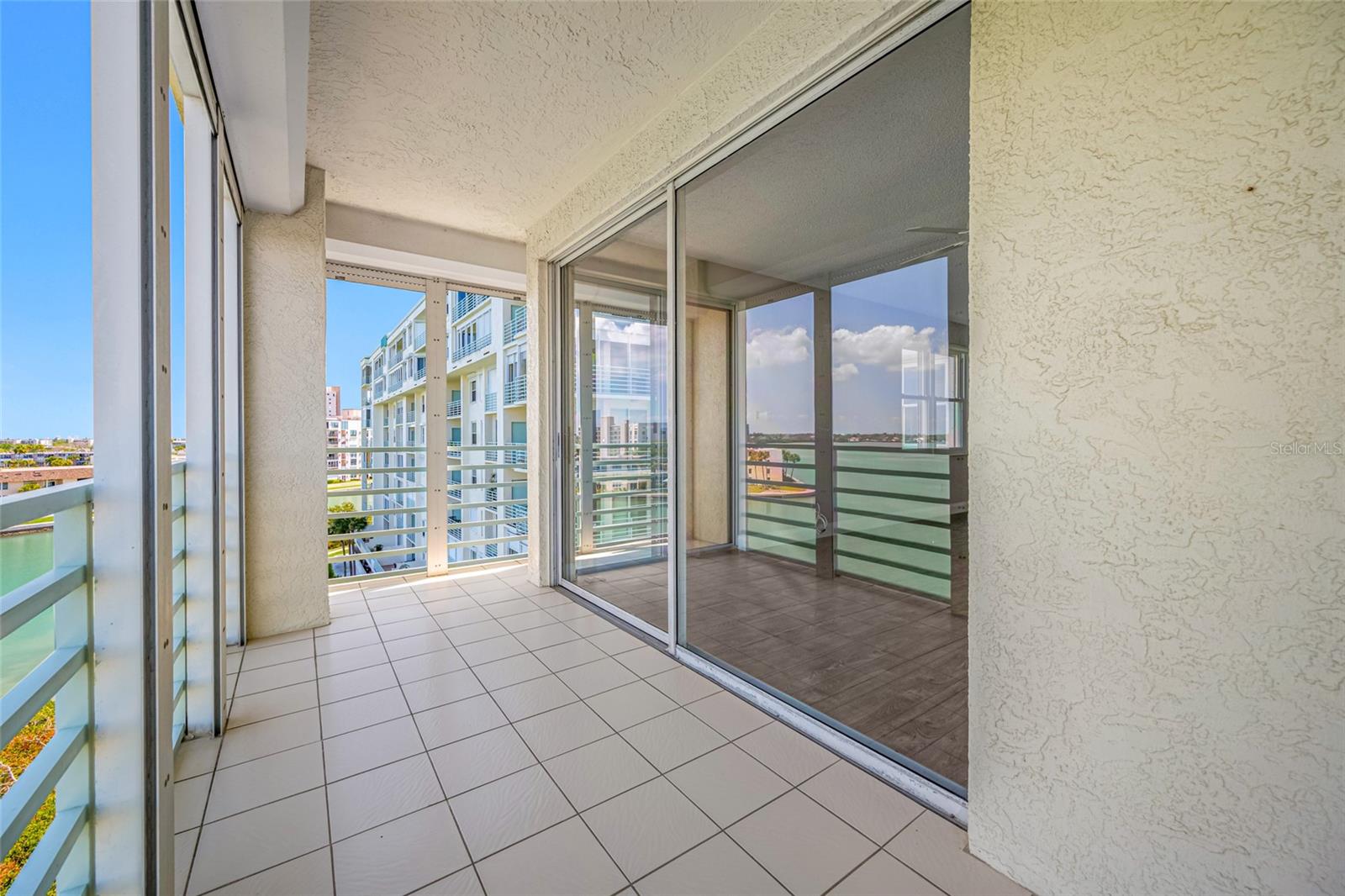 HARBOURSIDE CONDO - Residential