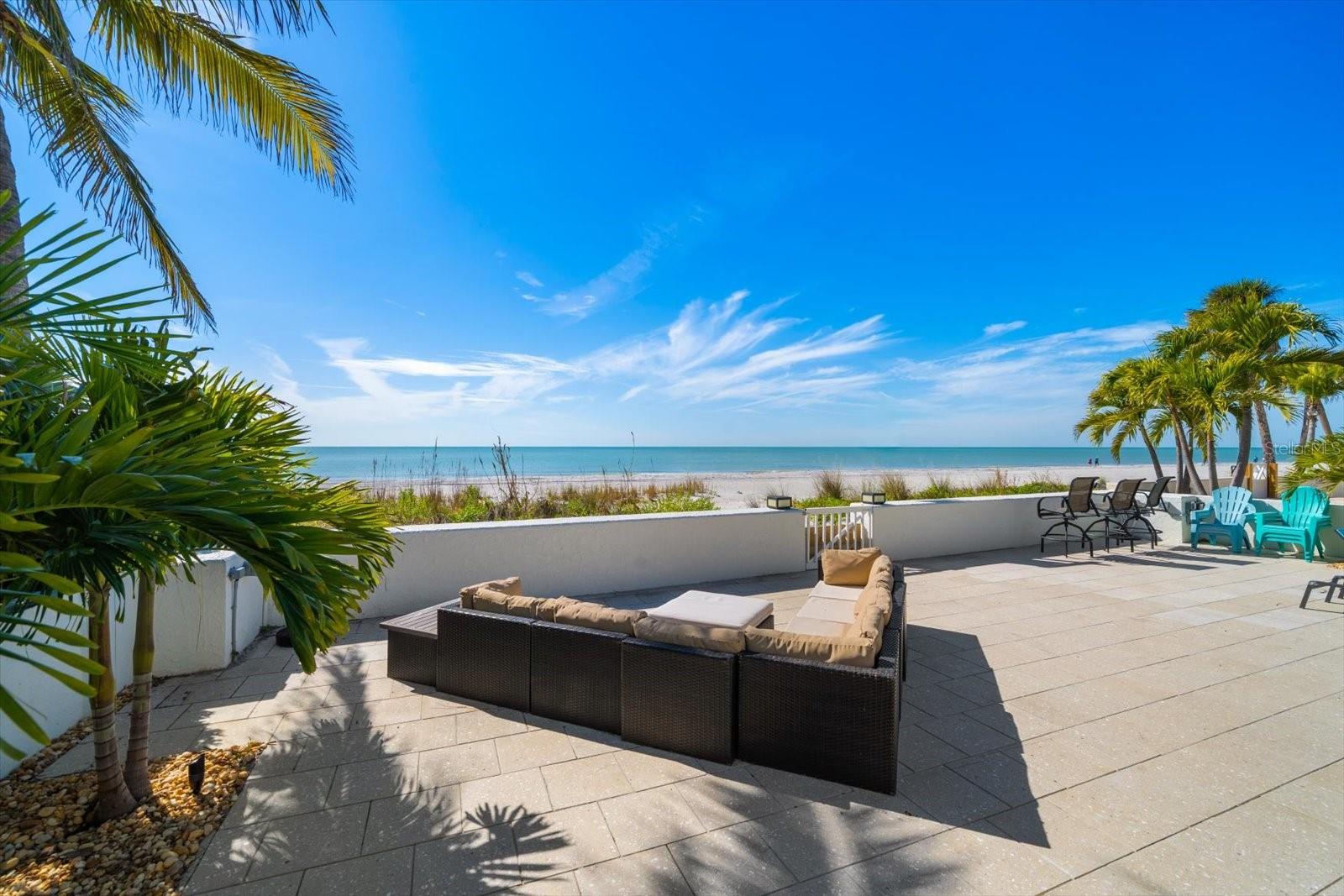 LONE PALM BEACH - Residential