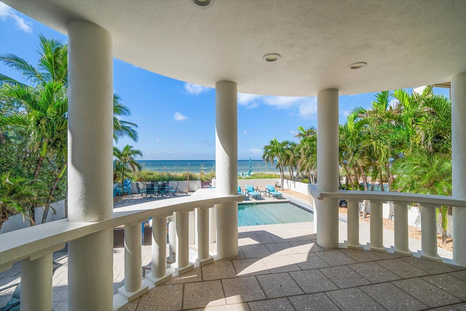 LONE PALM BEACH - Residential