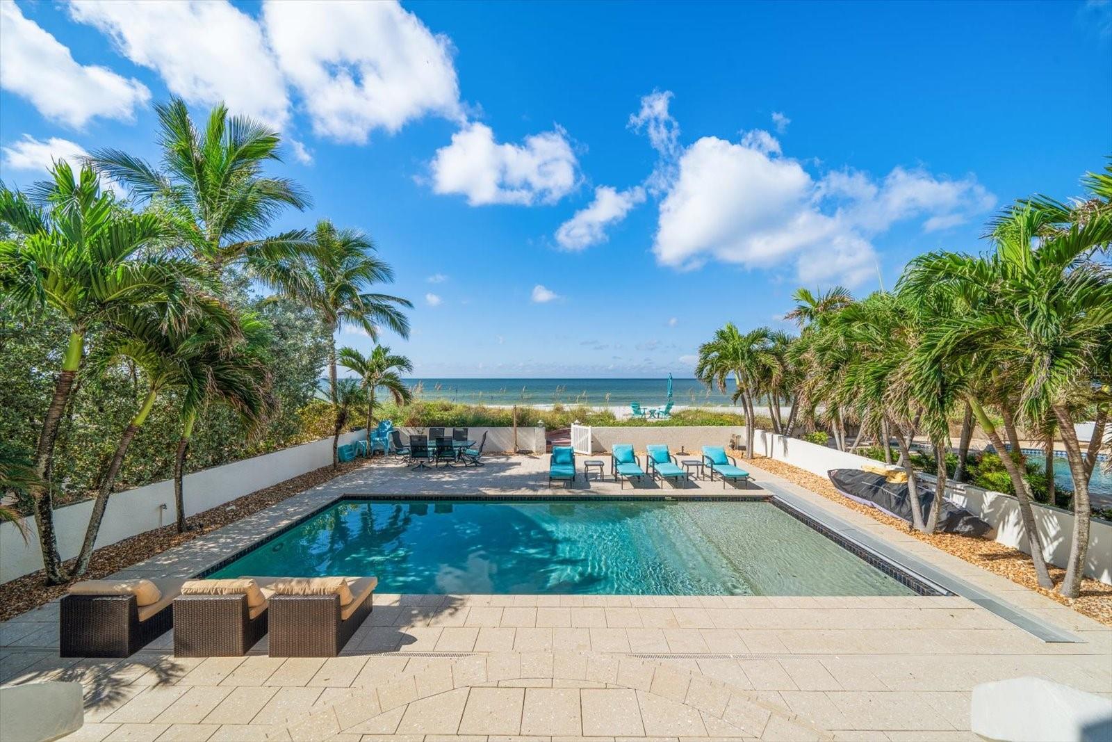 LONE PALM BEACH - Residential