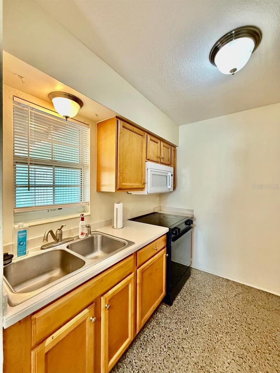 LEWIS ISLAND SEC 3 - Residential Lease