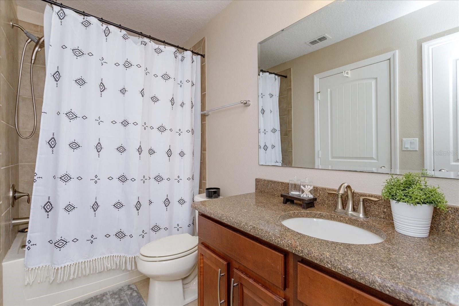 SUMMERLAKE PD PH 01A - Residential Lease