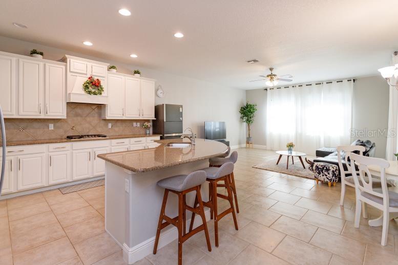 SUMMERLAKE PD PH 01A - Residential Lease