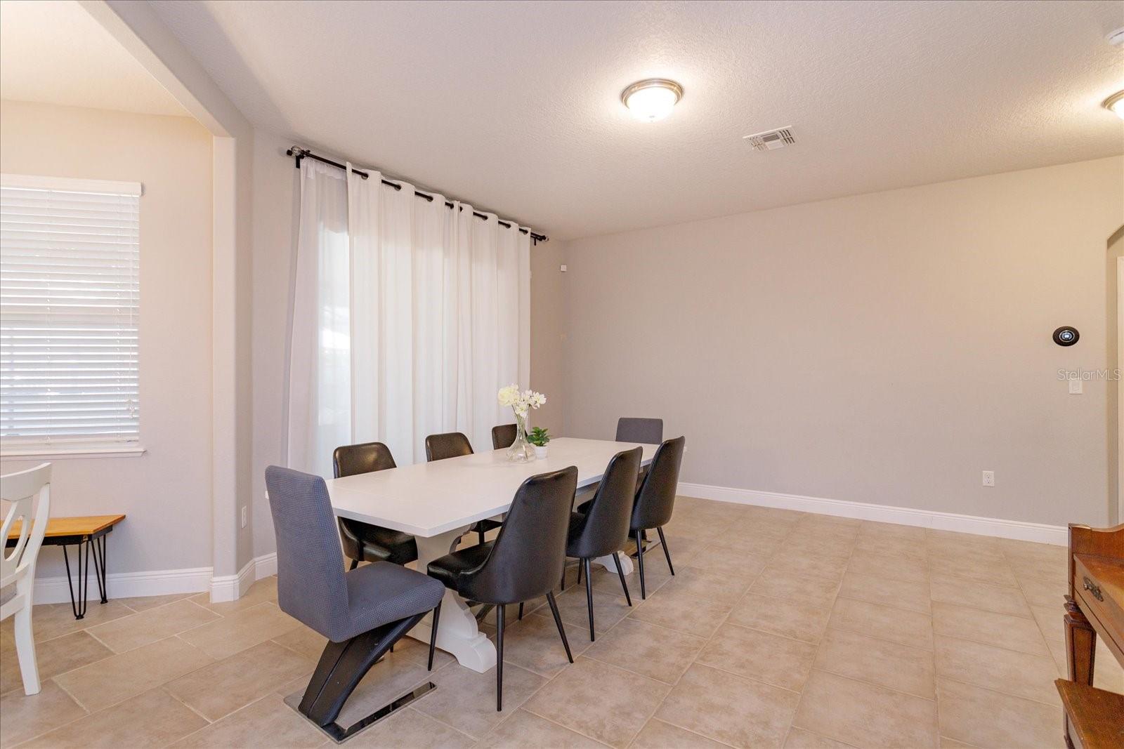 SUMMERLAKE PD PH 01A - Residential Lease