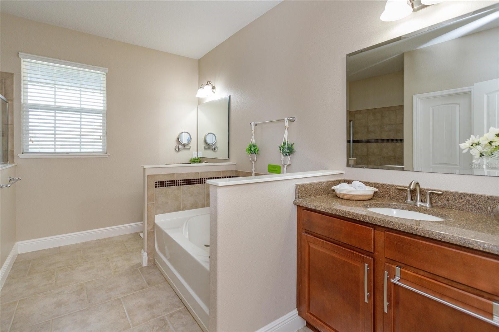 SUMMERLAKE PD PH 01A - Residential Lease