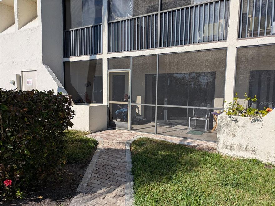 FIRST FLOOR CONDO WITH NEW ROOF.  CERAMIC TILE, EASY PRIVATE ENTRANCE DIRECTLY FROM THE PARKING LOT.  RELAXING AFTERNOON SUN ON THE LINAI. 2 BATHROOMS. EASY WALK TO THE POOL. FULLY MAINTAINED COMMUNITY.