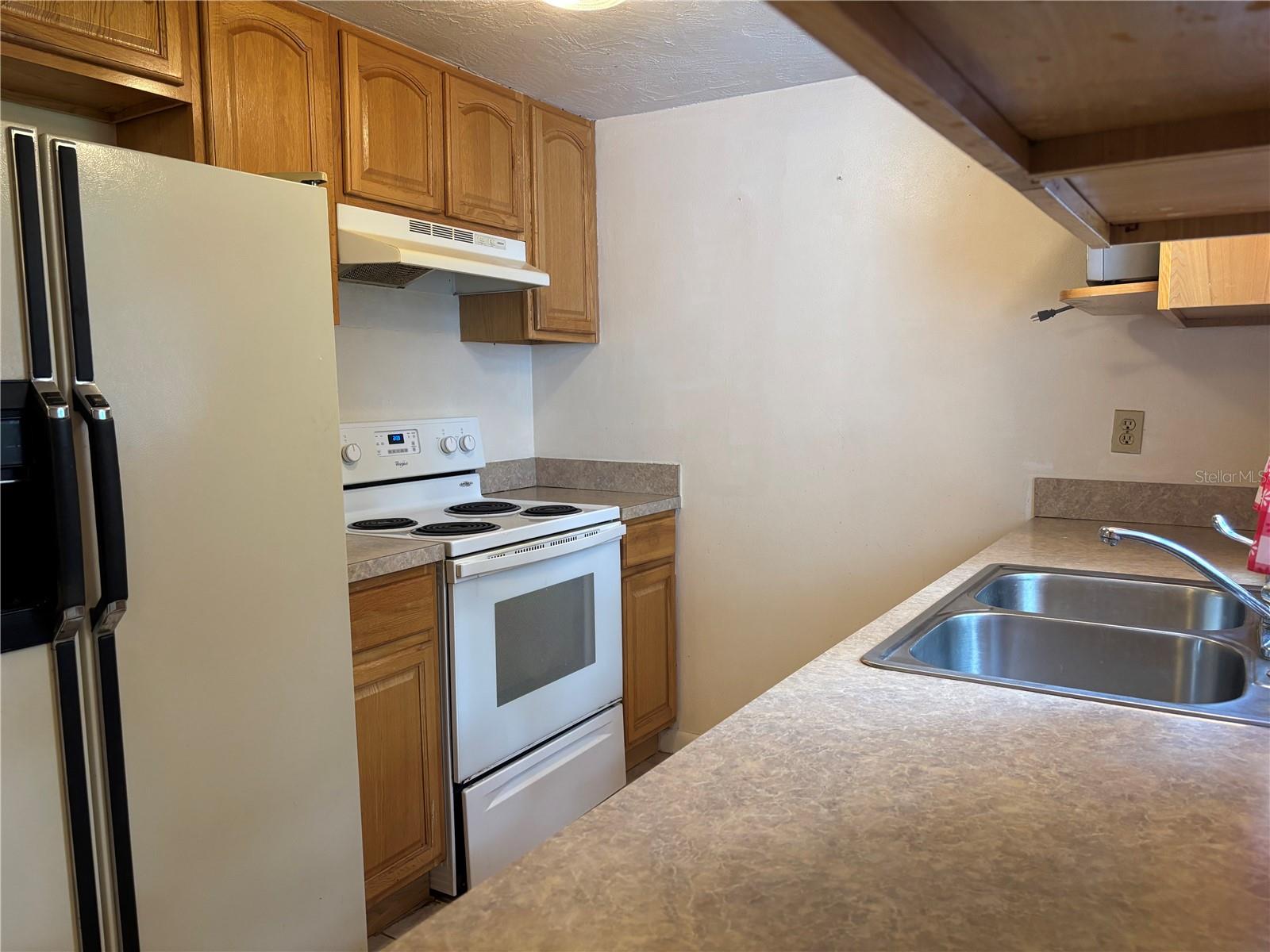 BEVERLY HILLS UNIT 05 - Residential