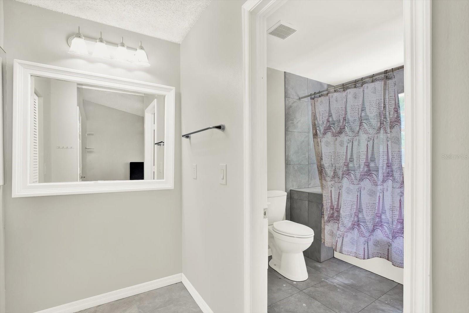 TOWNHOMES OF COUNTRY RUN PH - Residential