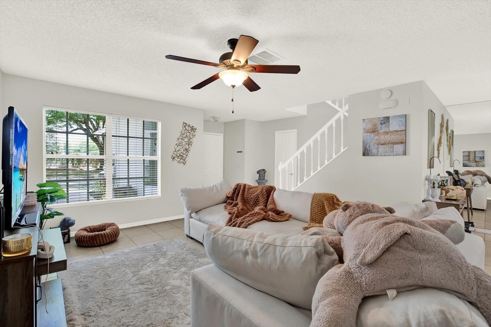 TOWNHOMES OF COUNTRY RUN PH - Residential