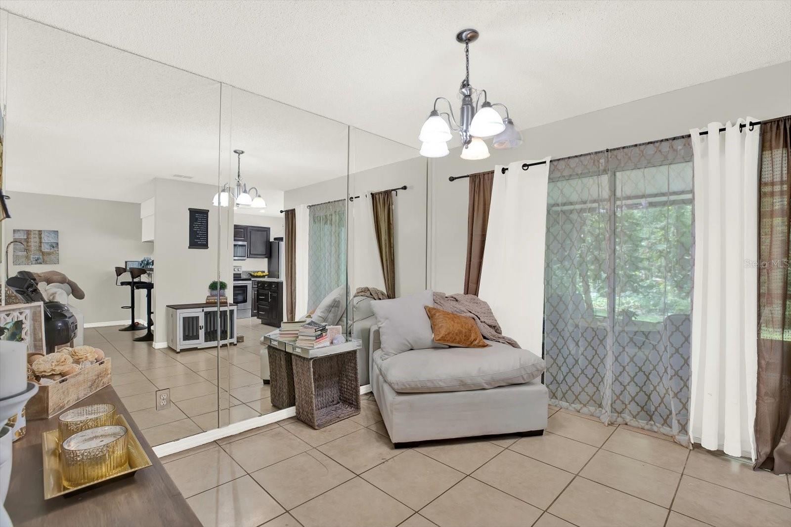 TOWNHOMES OF COUNTRY RUN PH - Residential