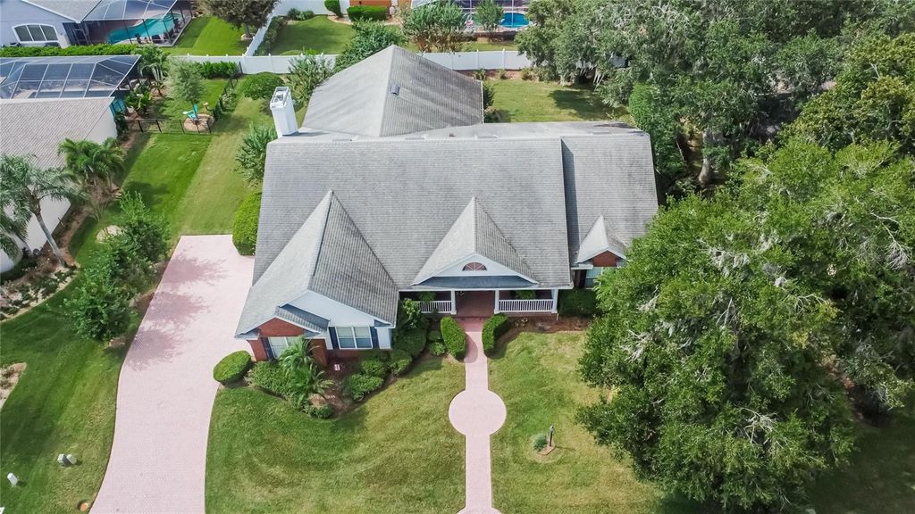 Photo of 940 Ashton Oaks Circle, Lakeland, FL 33813 (MLS # TB8468812)