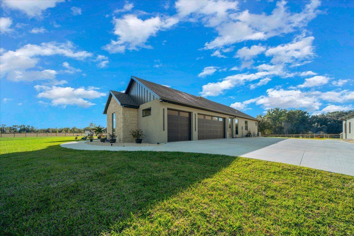 OCALA EQUESTRIAN PARK - Residential
