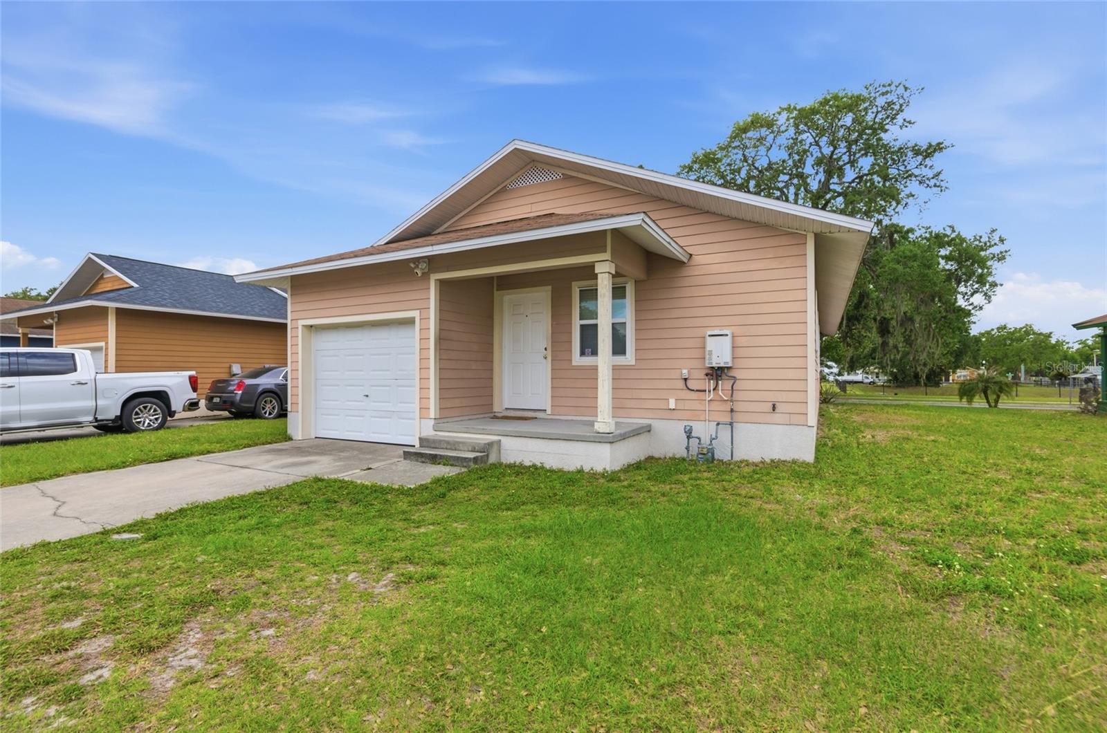 LAKE RIDGE - Residential