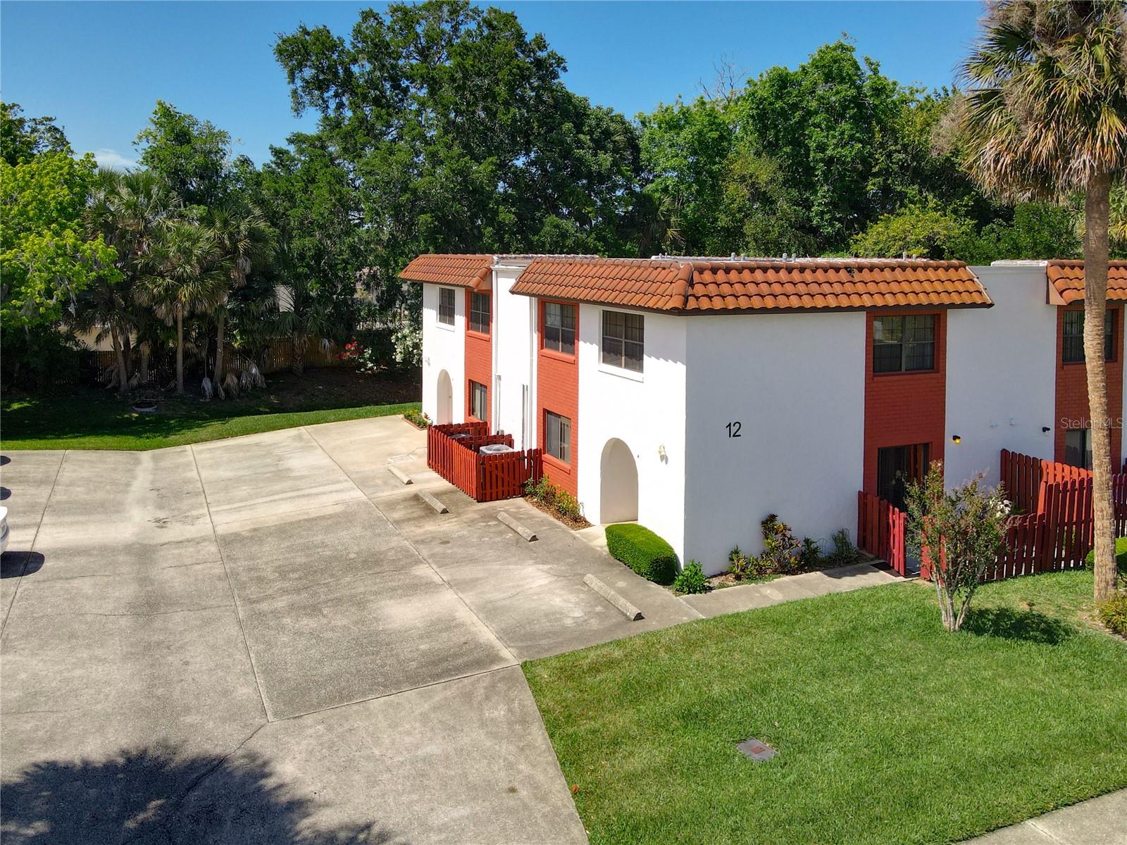 JEMECY OAK VILLAS CONDO PH 01-06 INC - Residential