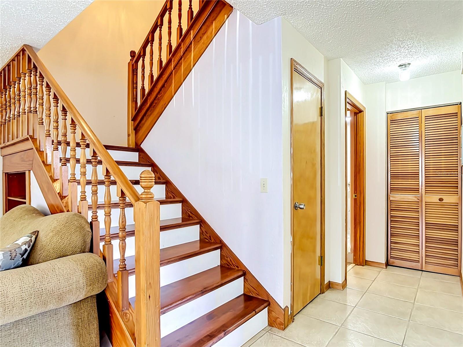 JEMECY OAK VILLAS CONDO PH 01-06 INC - Residential