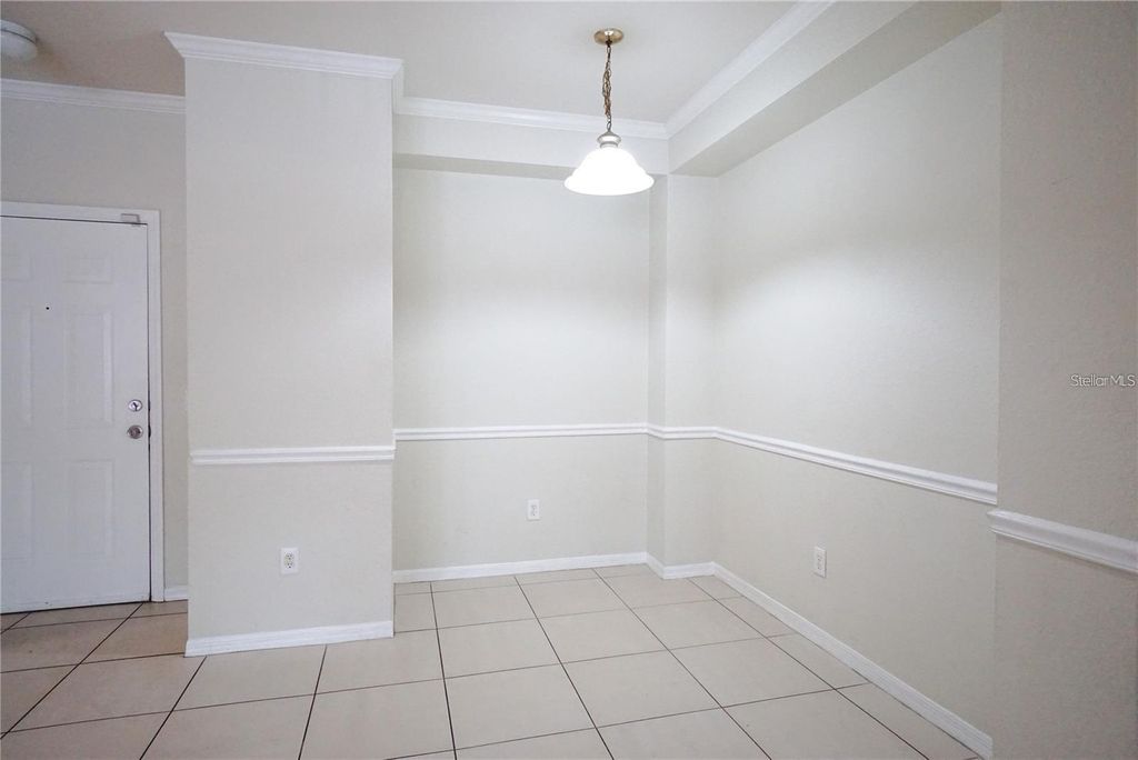Photo of 3577 Conroy Road #325, Orlando, FL 32839 (MLS # S5152694)