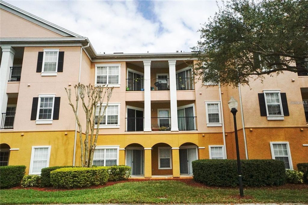 Photo of 3577 Conroy Road #325, Orlando, FL 32839 (MLS # S5152694)