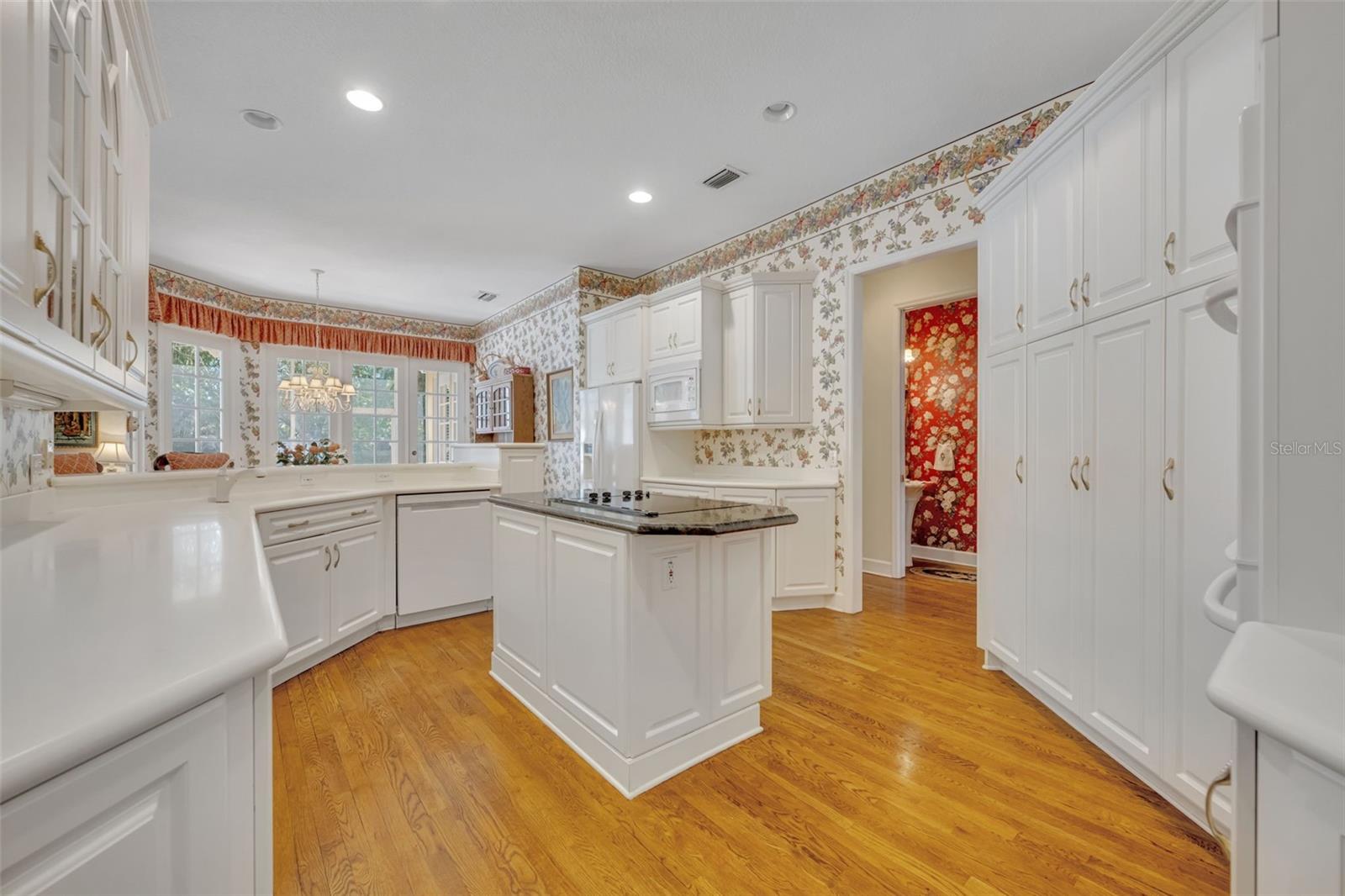 FONTAINEBLEAU - Residential