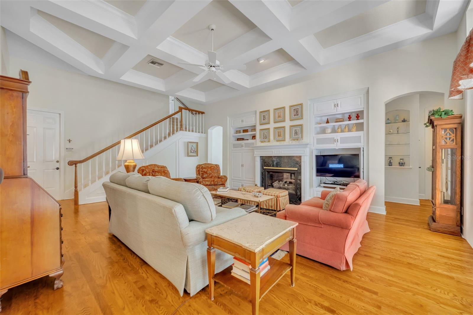 FONTAINEBLEAU - Residential