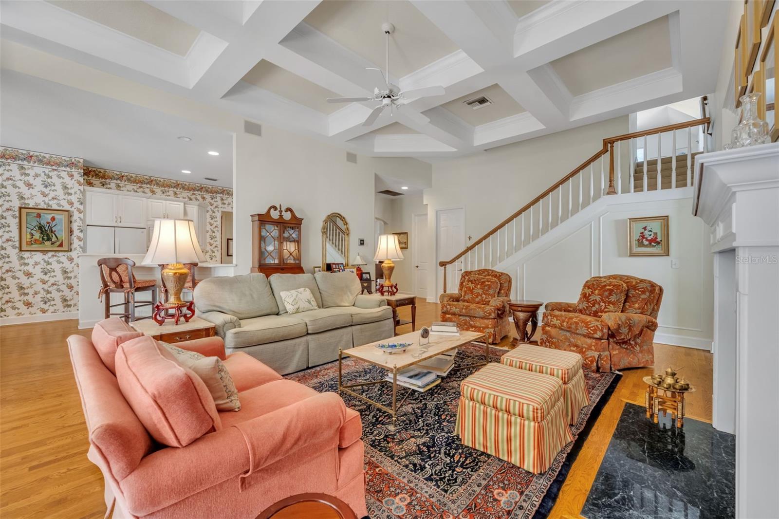 FONTAINEBLEAU - Residential