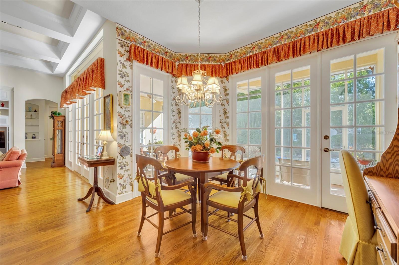 FONTAINEBLEAU - Residential