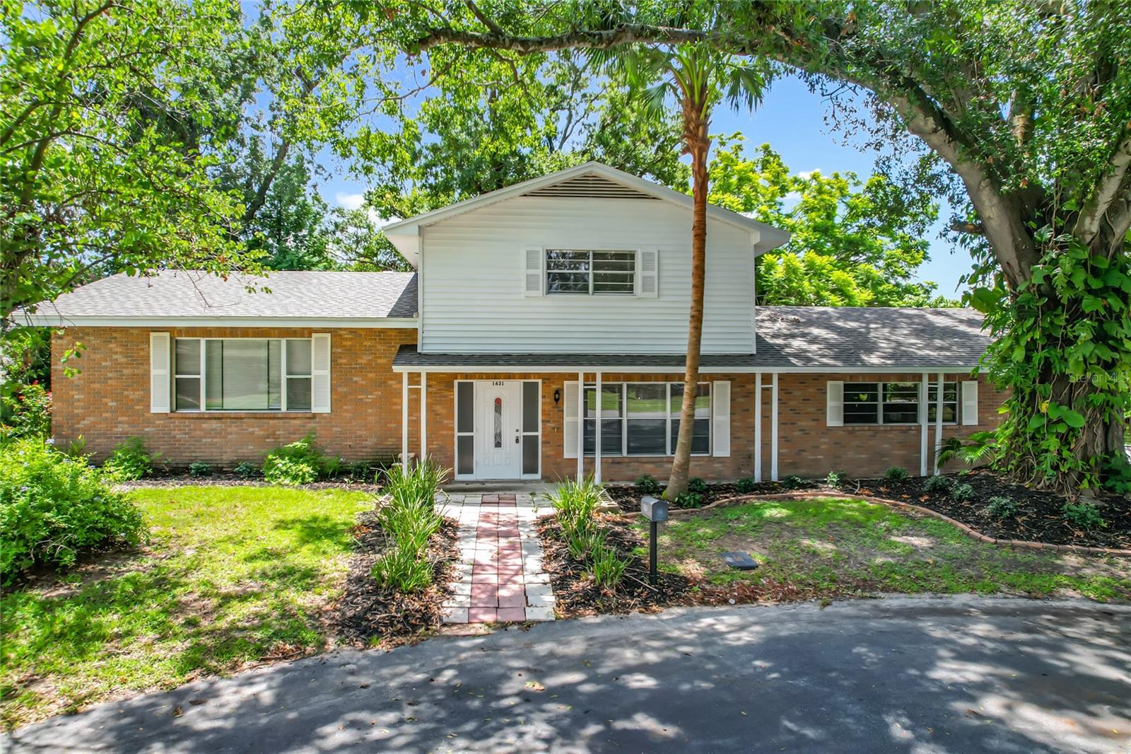 This spacious 4-bedroom, 3.5-bath home sits on an oversized, beautifully landscaped lot and is packed with upgrades! Featuring brand-new flooring, new ceiling fans, granite countertops, modern lighting throughout, and all-new kitchen appliances, this home is move-in ready. Freshly painted inside with a new roof just installed, it also offers a possible in-law suite, 2-car garage, additional slab parking, and fantastic curb appeal. Don’t miss your chance to own this gem in a quiet neighborhood!