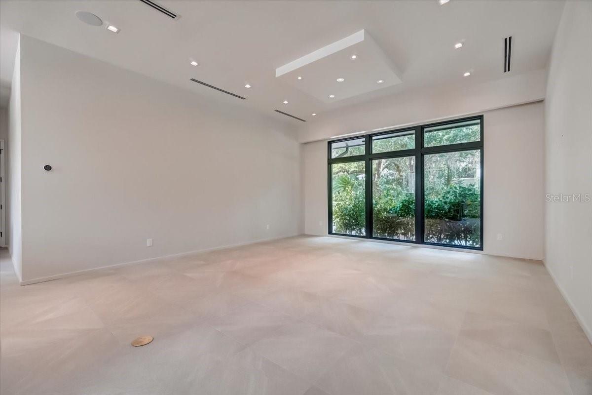 FOREST HILLS - Residential